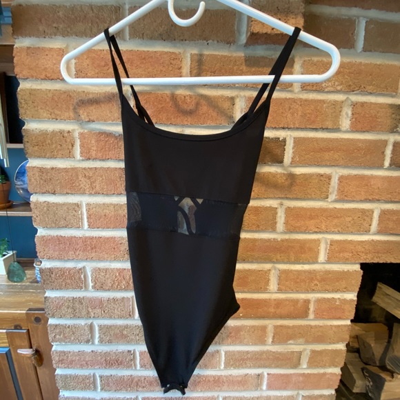 Black Mesh Criss Cross Bodysuit - Picture 1 of 4